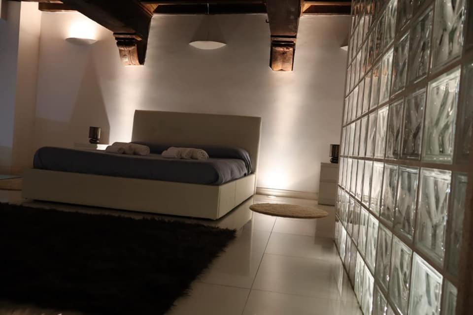 Appartamento White Loft & Spa Viterbo Esterno foto